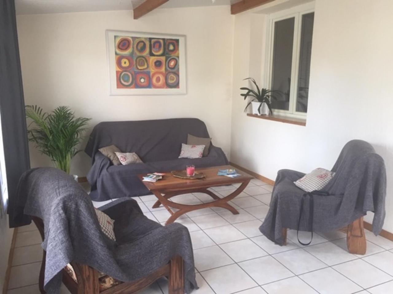 Un havre de paix à la campagne près Vulcania La Goutelle Extérieur photo